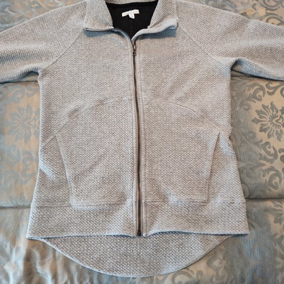 Karissa & Me gray, waffle knit jacket, excellent condition, size S - Picture 3 of 5
